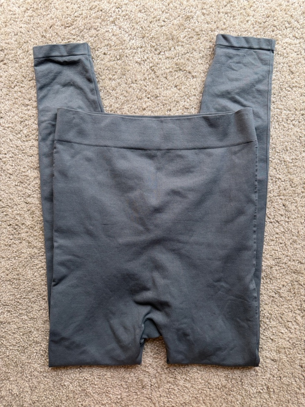 Blanqi Maternity Leggings size Medium